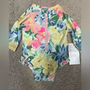 Old Navy rash guard swimsuit one piece 0-3 month